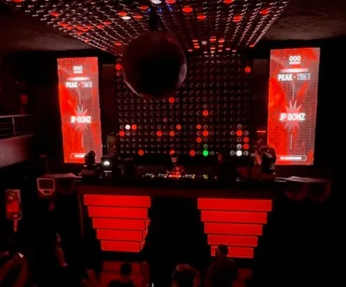 JP Gonz en diferentes venues de Chile
